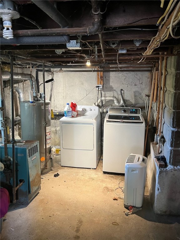 63 Pender Avenue Warwick, RI 02889 - Photo 41 of 46 washer and dryer