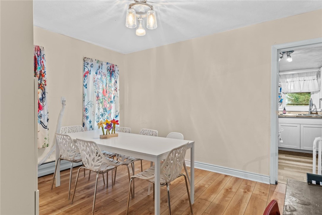 63 Pender Avenue Warwick, RI 02889 - Photo 7 of 46 Dining