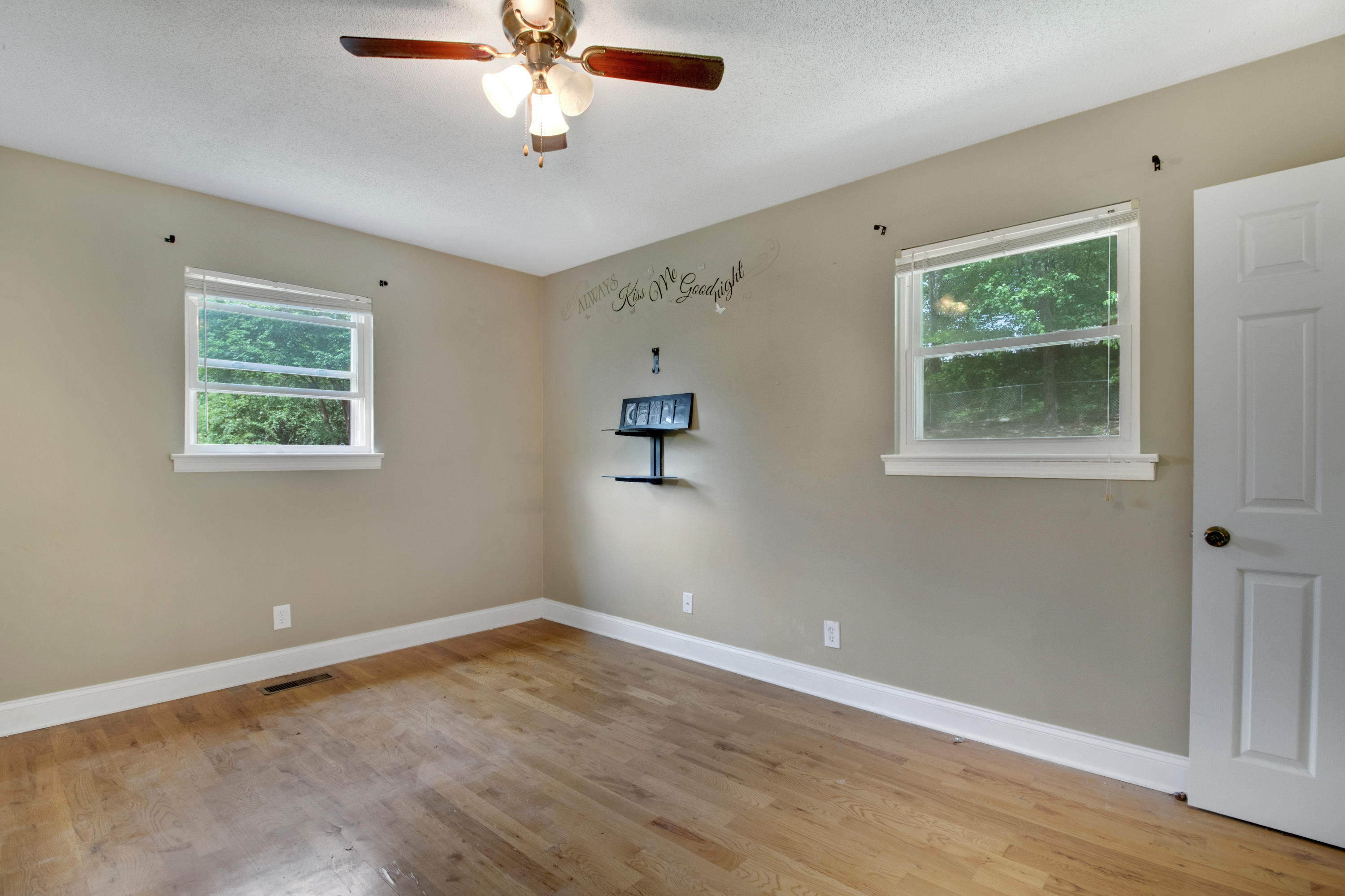 6447 Grubb Road Hixson, TN 37343 - Photo 13 of 23 6447-Grubb-High-Res-19