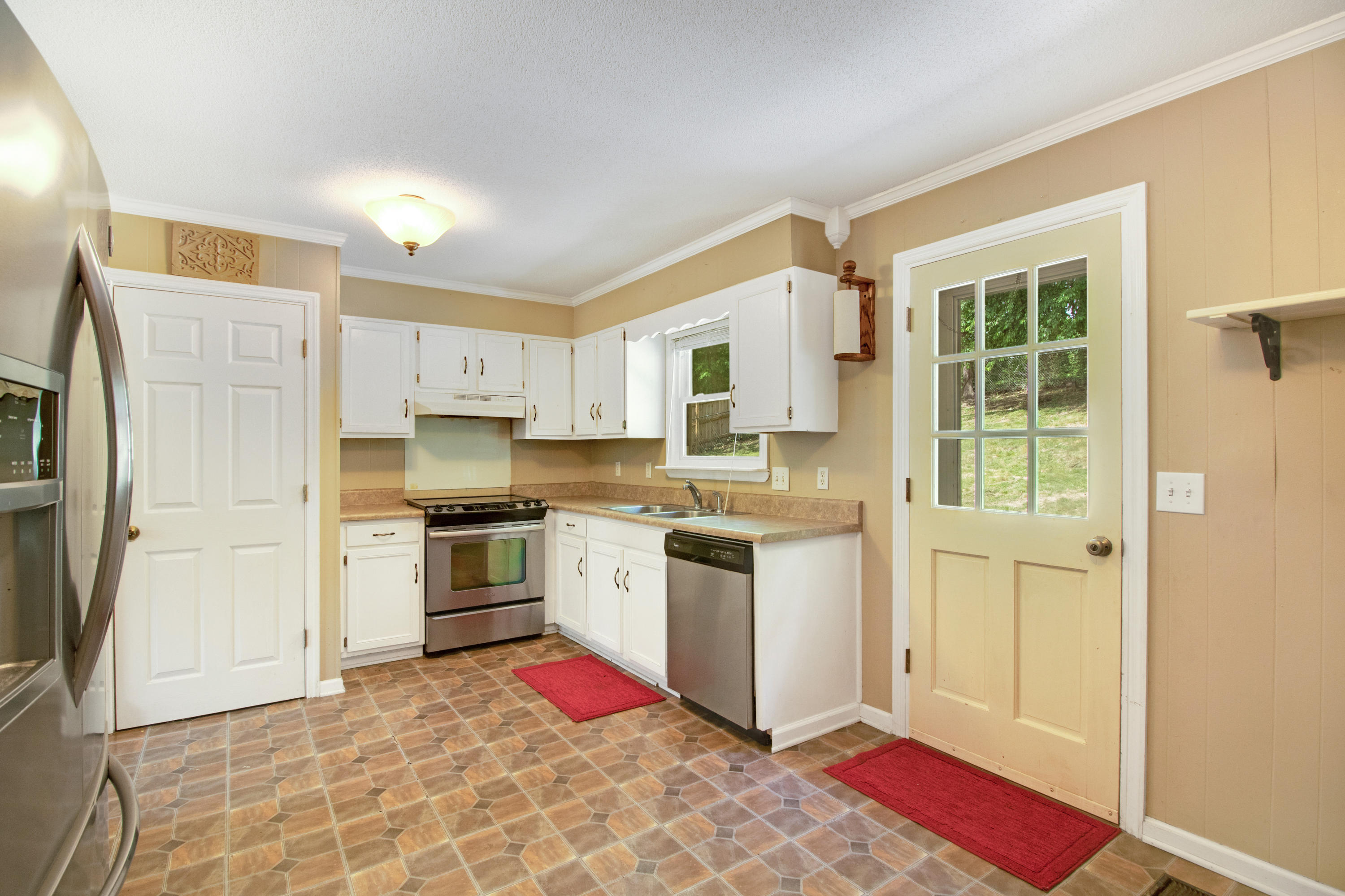 6447 Grubb Road Hixson, TN 37343 - Photo 8 of 23 6447-Grubb-High-Res-9
