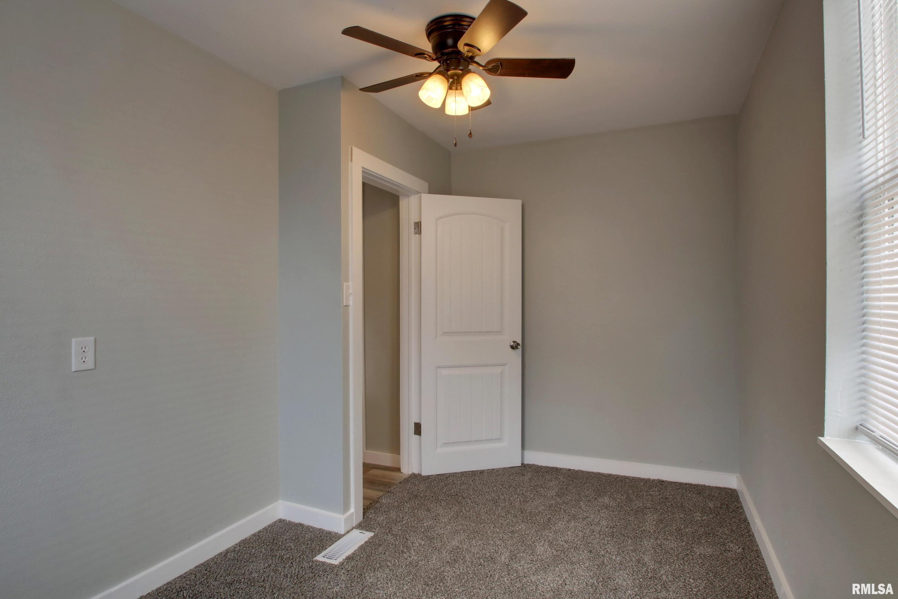 2321 Lind Street Quincy, IL 62301 - Photo 19 of 25