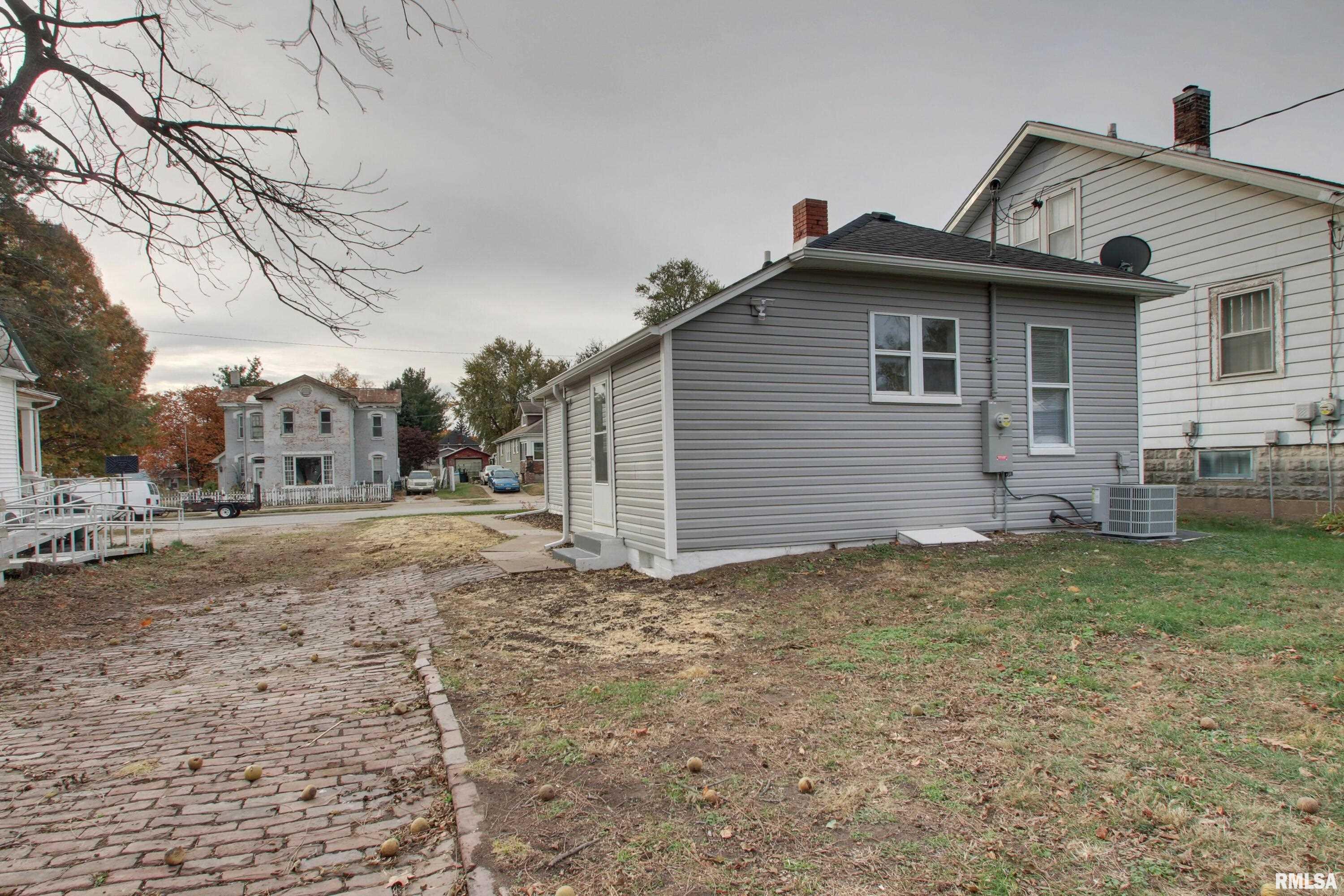 2321 Lind Street Quincy, IL 62301 - Photo 23 of 25