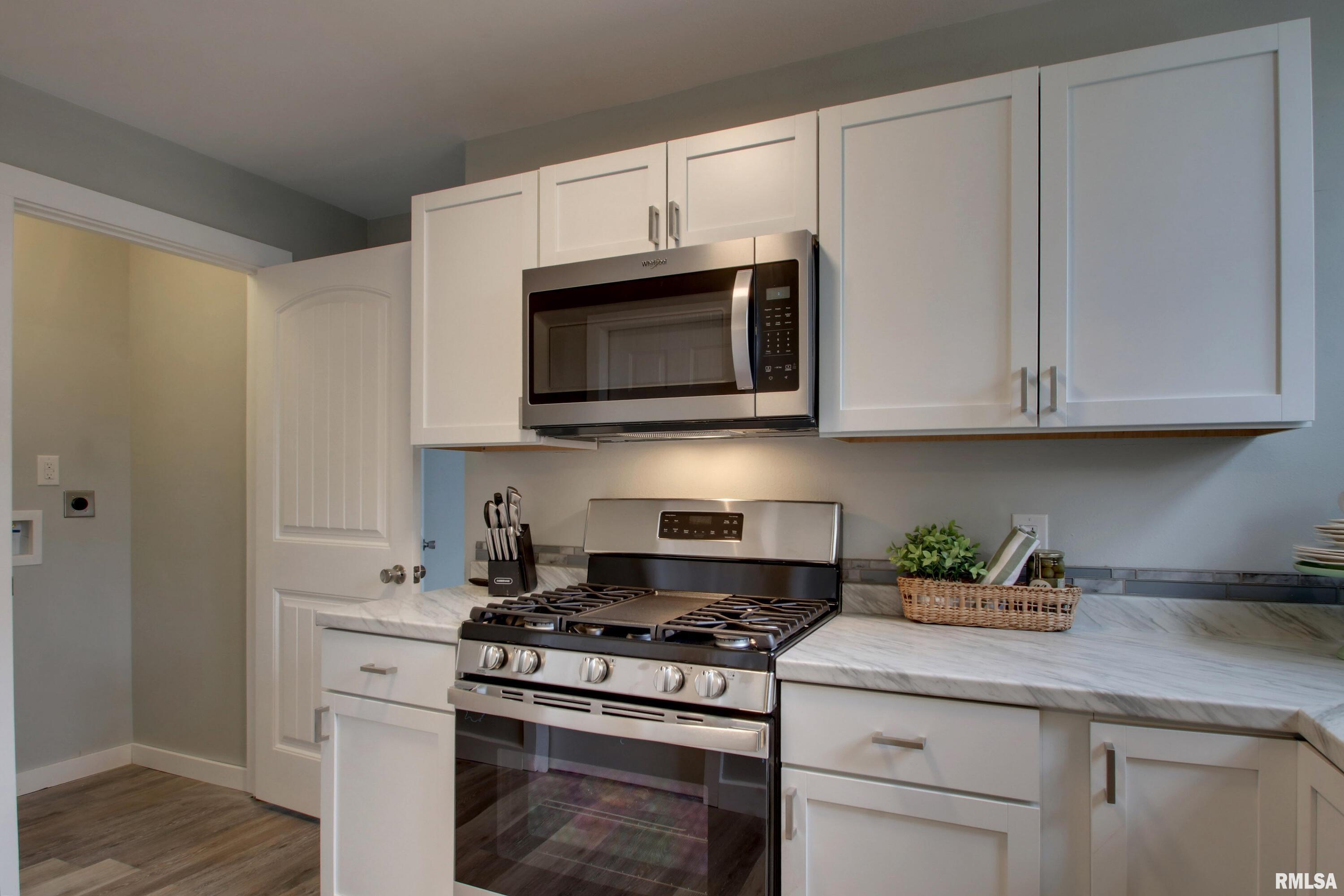 2321 Lind Street Quincy, IL 62301 - Photo 7 of 25