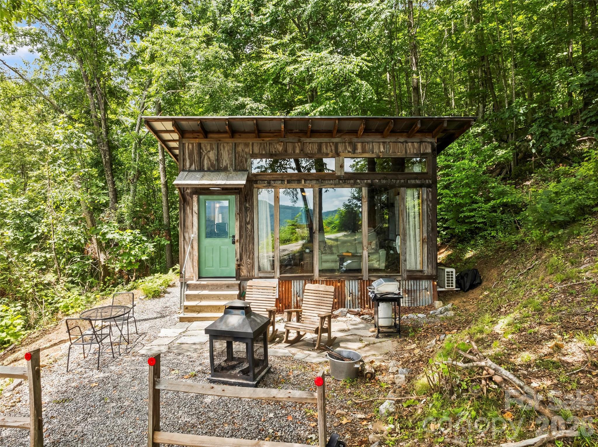 553 Paradise Mountain Road Canton, NC 28716 - Photo 1 of 32