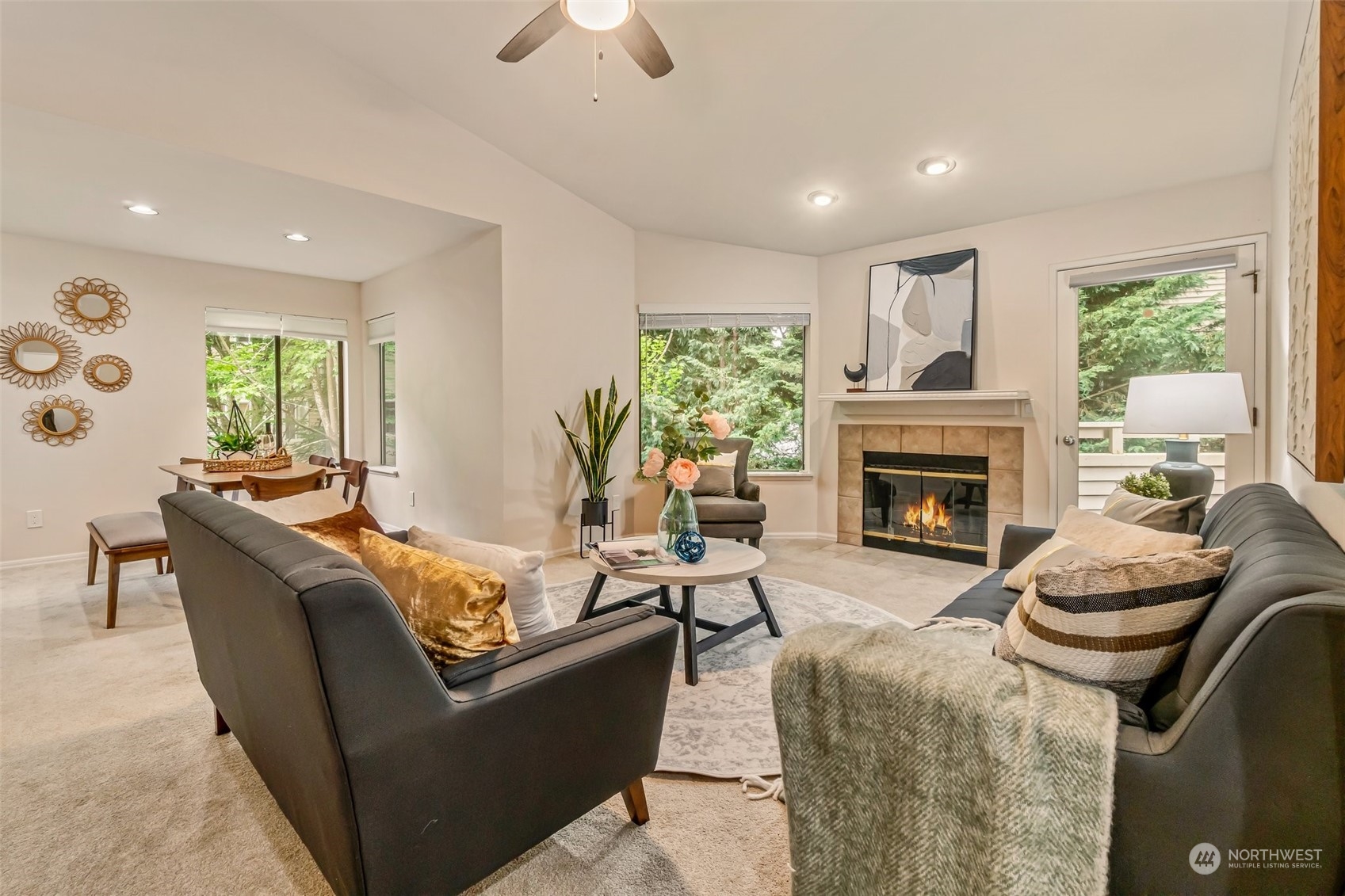 9009 Avondale Road Northeast, Unit A201 Redmond, WA 98052 - Photo 5 of 33 Gallery Image 5
