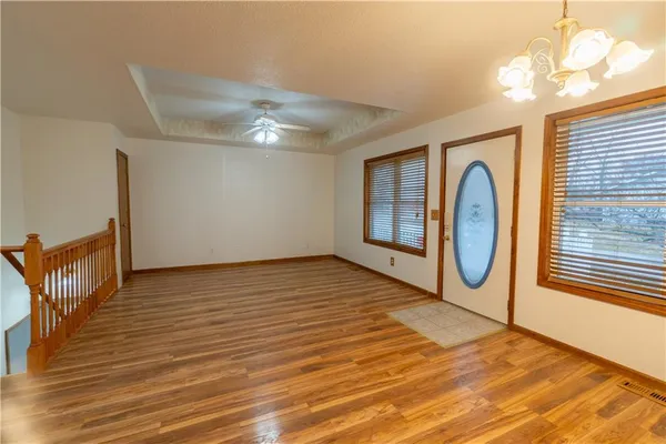 $259,000 | 202 West McGaughy Street, Hamilton, MO 64644