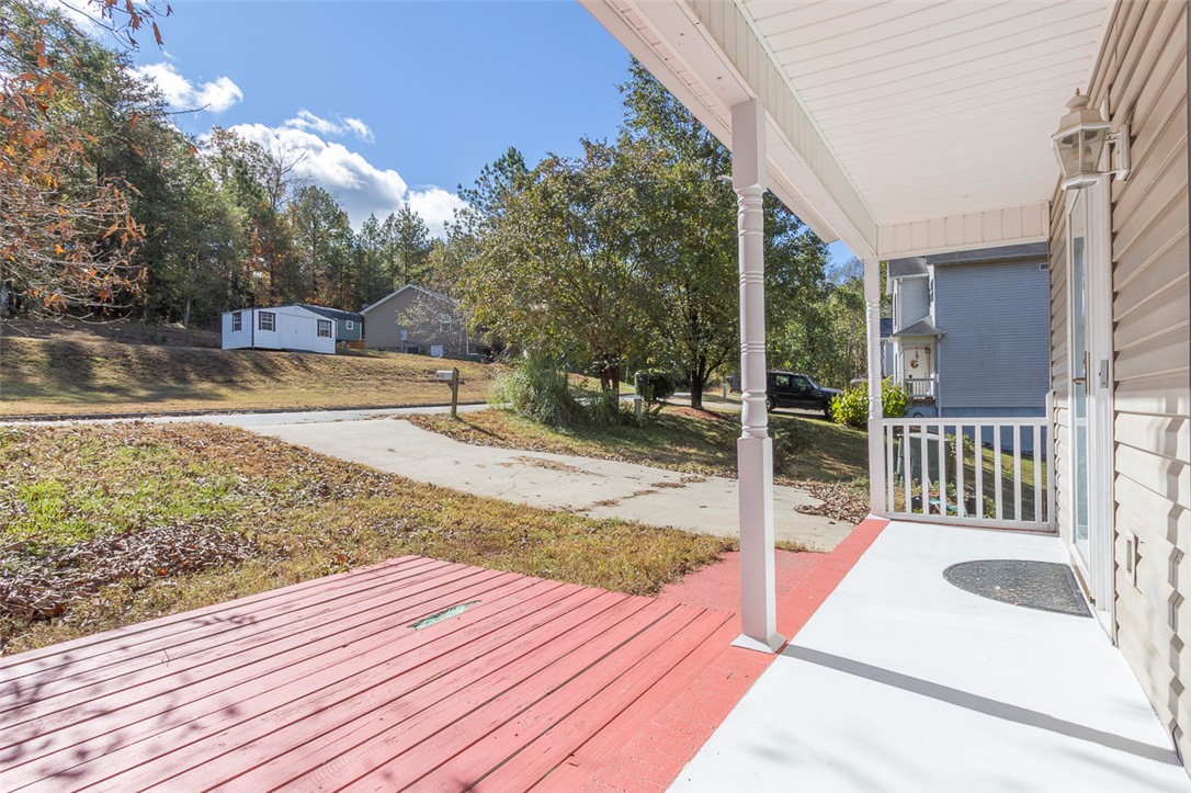 202 Ashton Drive Liberty, SC 29657 - Photo 4 of 41