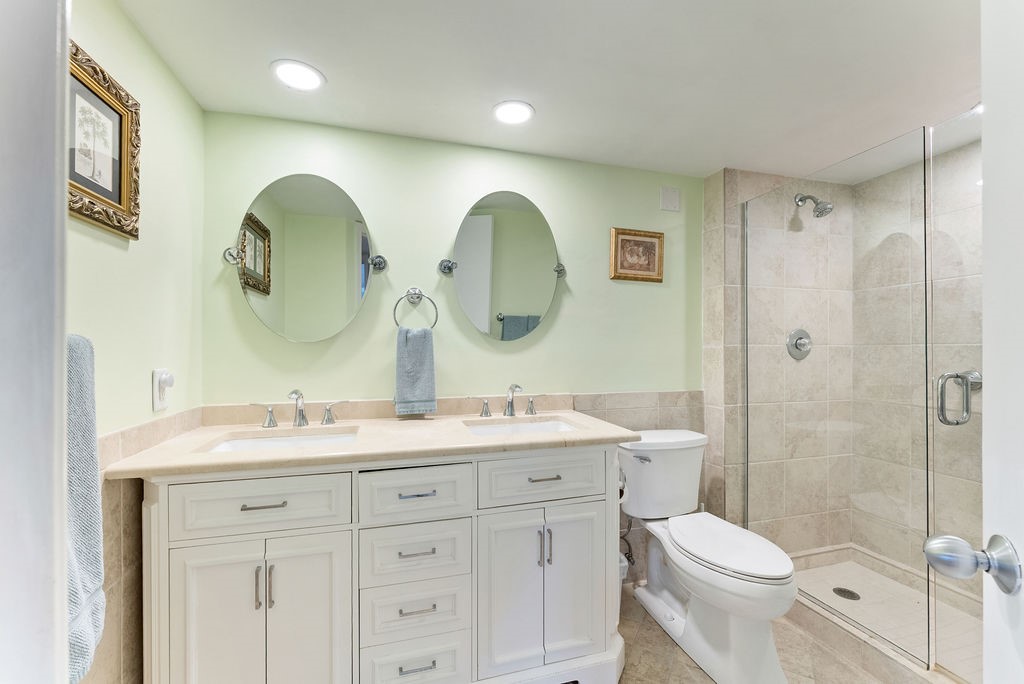 1850 Bay Road, Unit 3G Vero Beach, FL 32963 - Photo 15 of 31