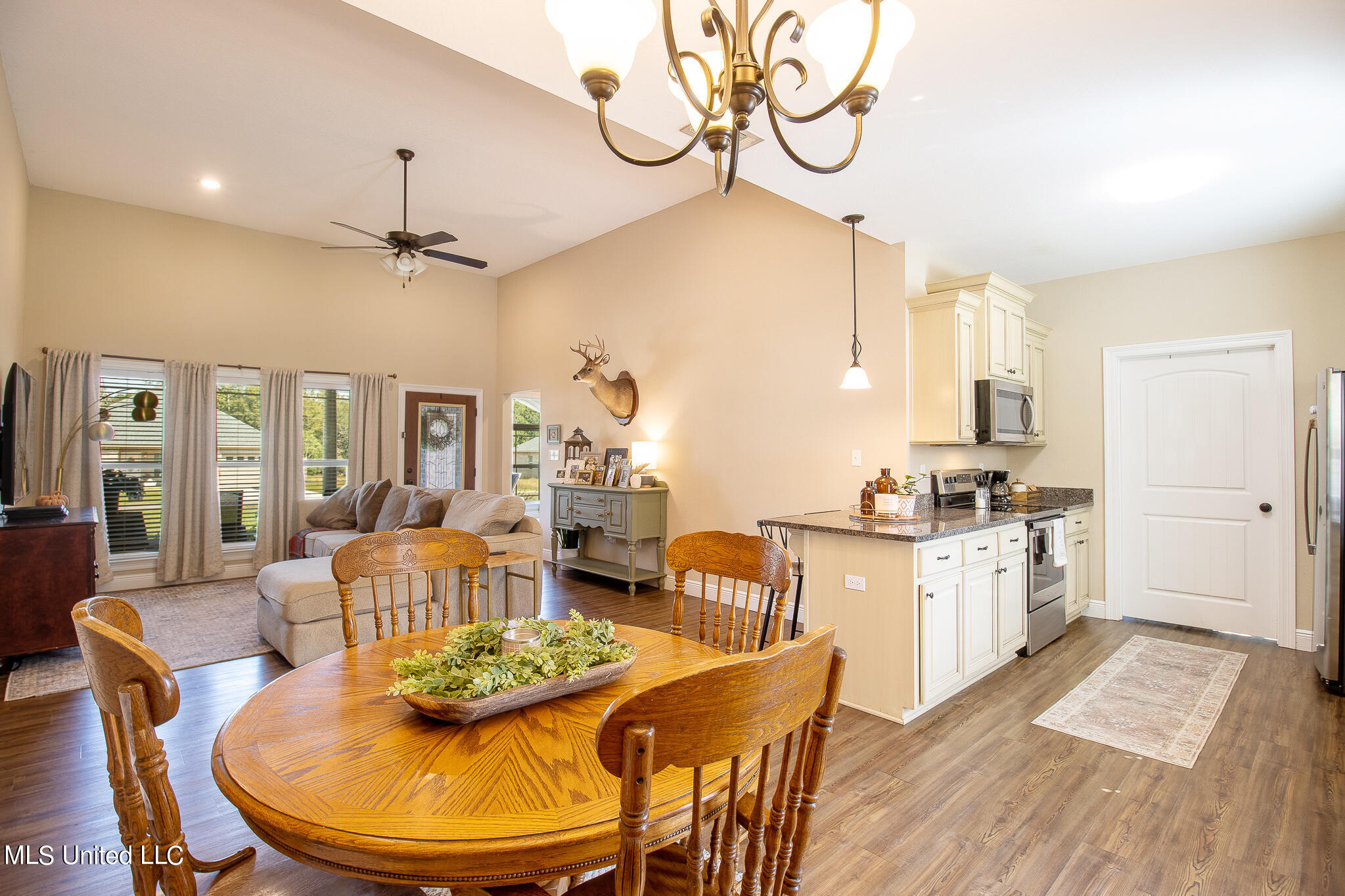 18 Colony Road McHenry, MS 39561 - Photo 5 of 19 18 Colony-64016