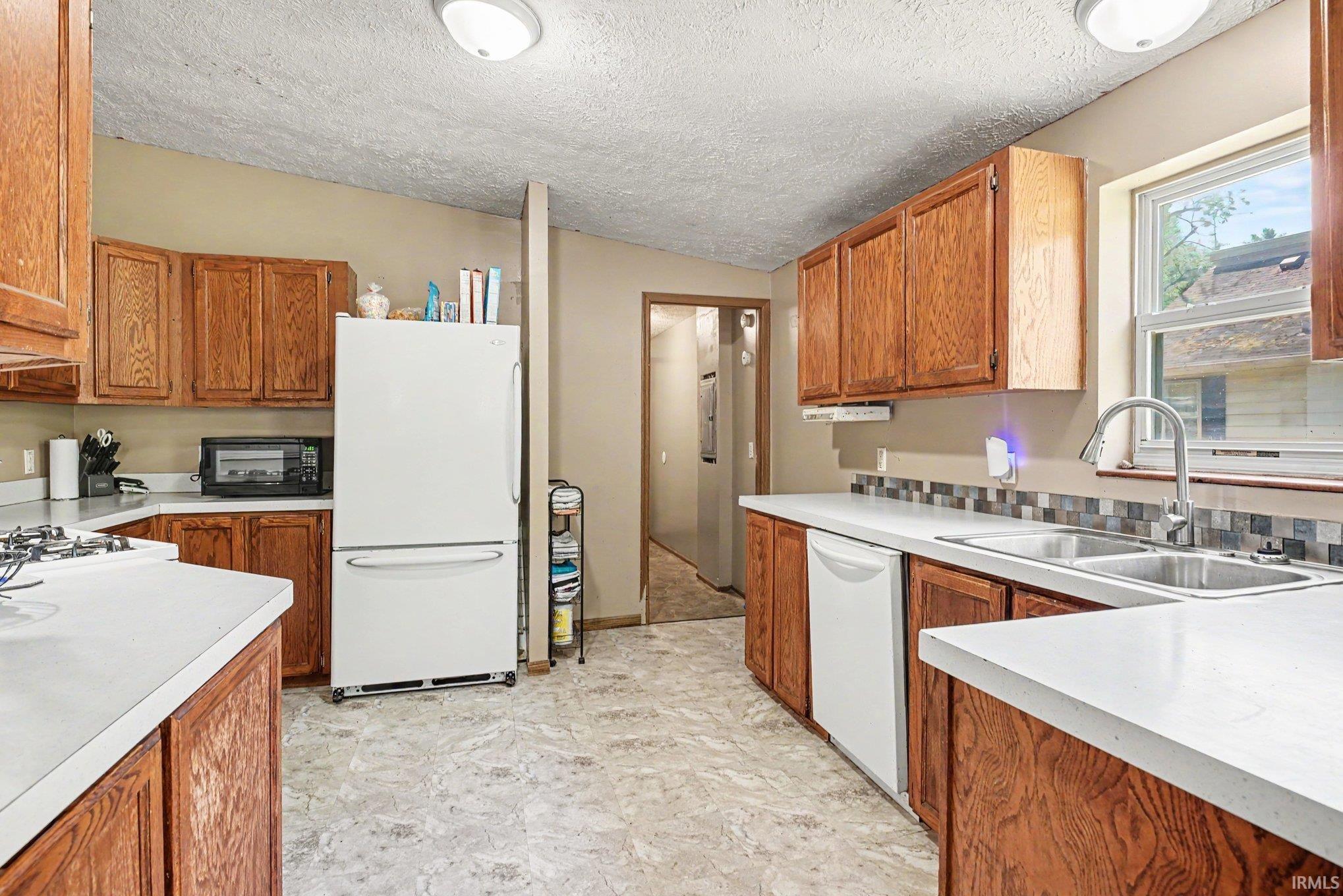 55921 Apple Road Osceola, IN 46561 - Photo 8 of 25