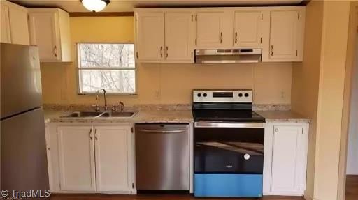 2037 Grissel Tail Road Traphill, NC 28685 - Photo 3 of 19