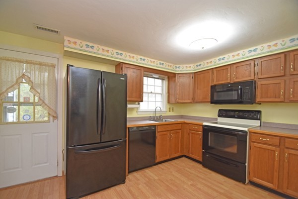 13 Pullard Road, Unit 36 Grafton, MA 01519 - Photo 5 of 16 Gallery Image 5