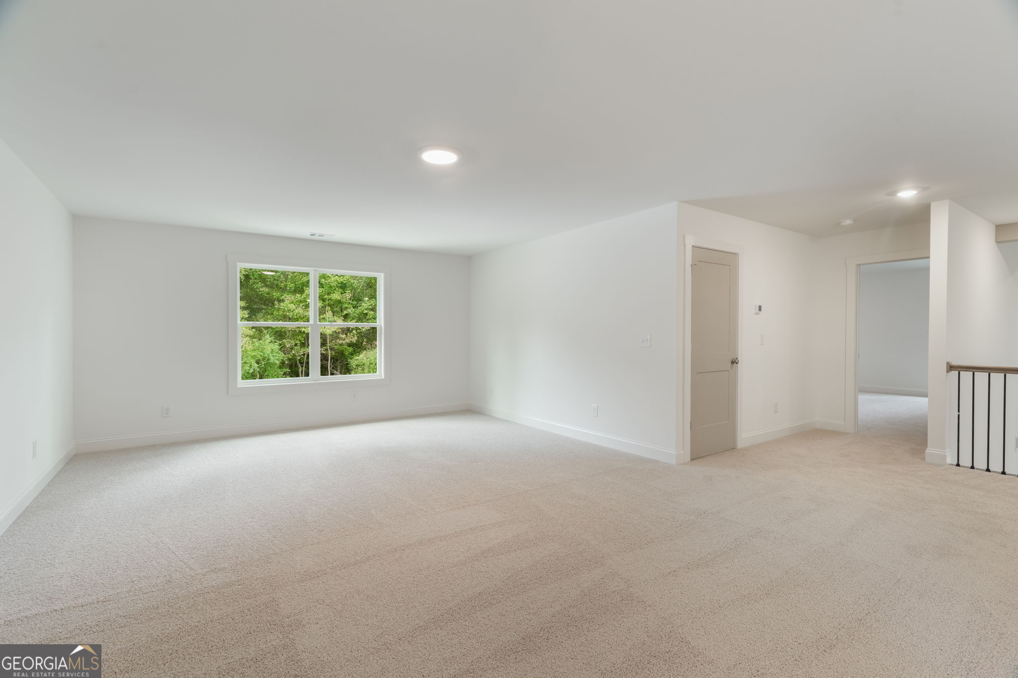 106 Mill Race Road Thomaston, GA 30286 - Photo 42 of 63 an empty room with a window