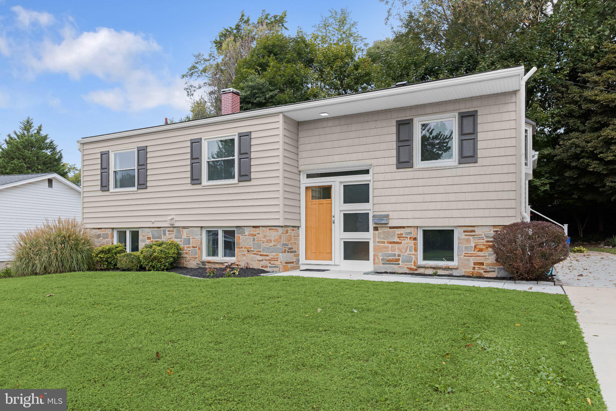 1906 Logwind Road Catonsville, MD 21228 - Photo 47 of 63 Front Exterior