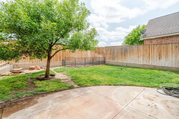 $430,000 | 6903 Silverbell Lane, Amarillo, TX 79124
