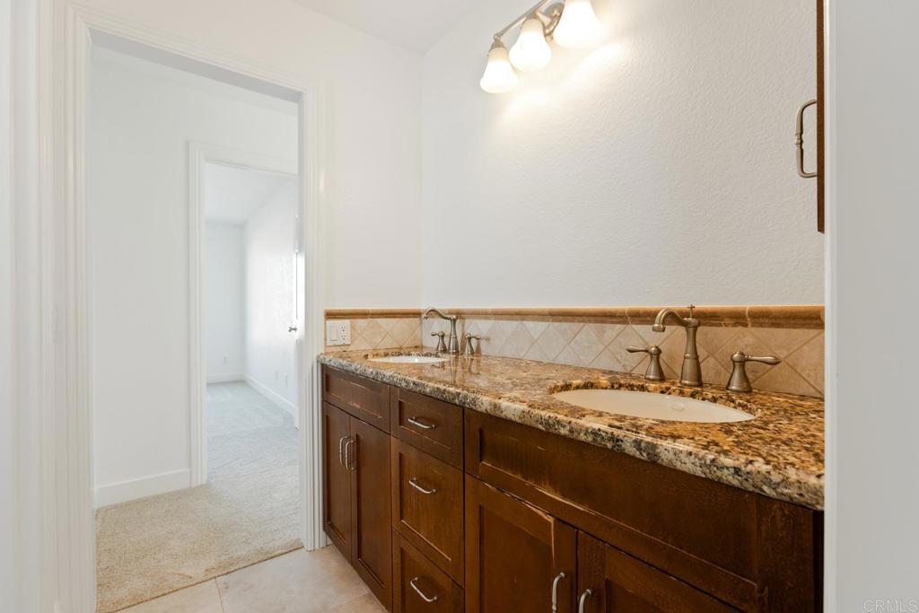 2401 North Summit Circle Glen Escondido, CA 92026 - Photo 19 of 50