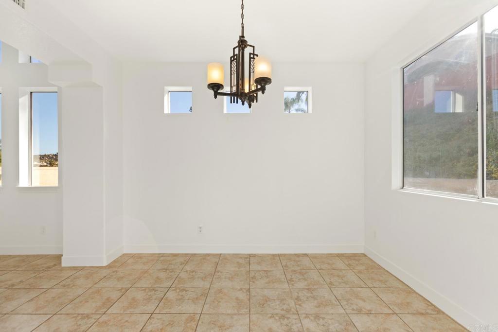 2401 North Summit Circle Glen Escondido, CA 92026 - Photo 8 of 50