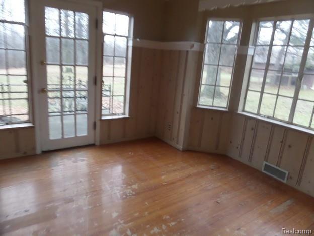 2446 Reid Road Grand Blanc, MI 48439 - Photo 13 of 27 SAM_9965.jpg