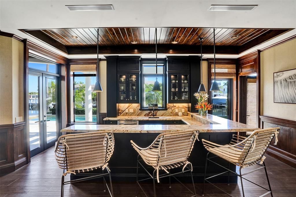 35 Compass Isle Fort Lauderdale, FL 33308 - Photo 43 of 90 Bar in Club room has dishwasher, icemaker and beverage cooler