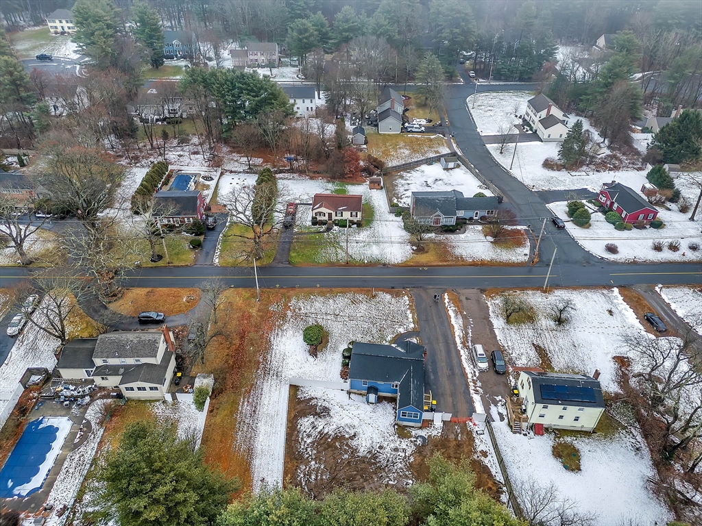 46 Forest Street Franklin, MA 02038 - Photo 11 of 35