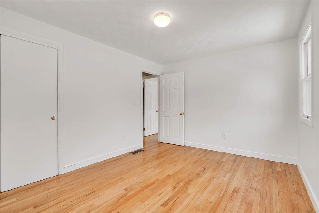 46 Forest Street Franklin, MA 02038 - Photo 27 of 35