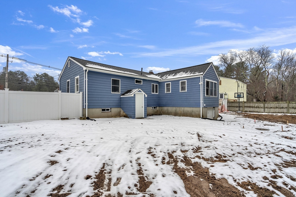 46 Forest Street Franklin, MA 02038 - Photo 6 of 35