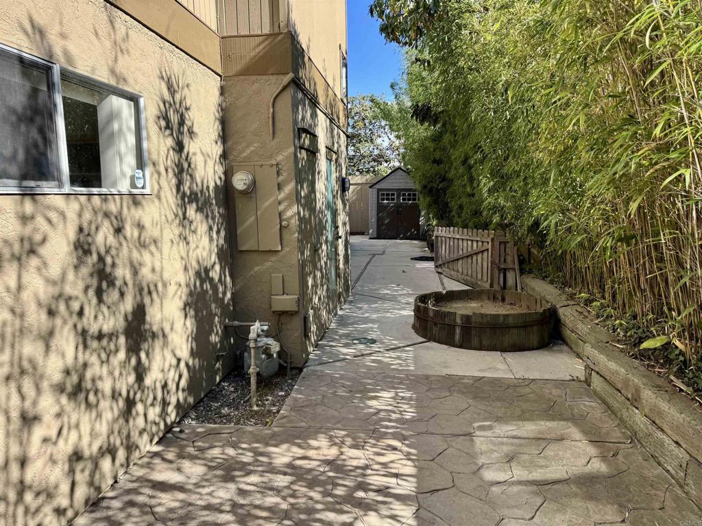 2511 El Amigo Road Del Mar, CA 92014 - Photo 15 of 24