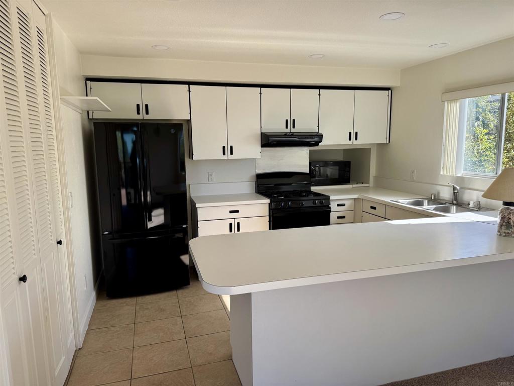 2511 El Amigo Road Del Mar, CA 92014 - Photo 5 of 24