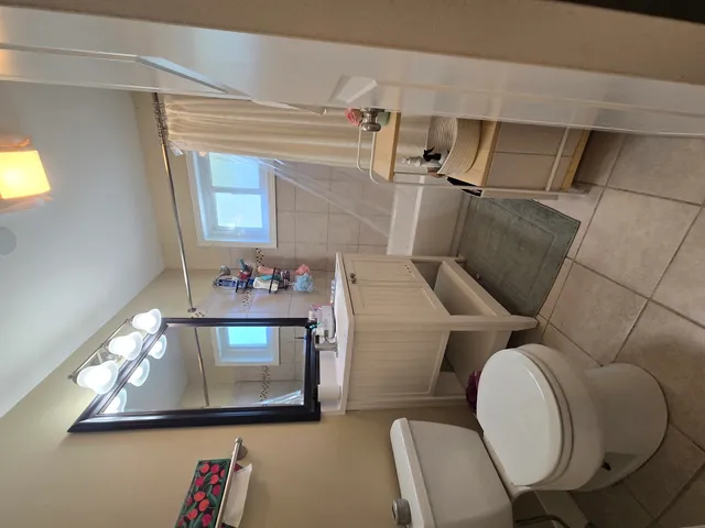 $2,780 | 714 North Eastwood Avenue, Mount Prospect, IL 60056