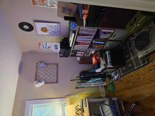 $2,780 | 714 North Eastwood Avenue, Mount Prospect, IL 60056