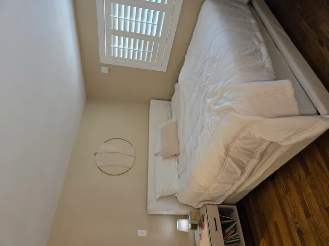 $2,780 | 714 North Eastwood Avenue, Mount Prospect, IL 60056