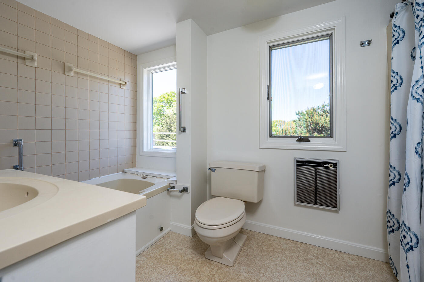 52 Captain Linnell Road Orleans, MA 02653 - Photo 30 of 41 a bathroom with a sink a toilet and shower