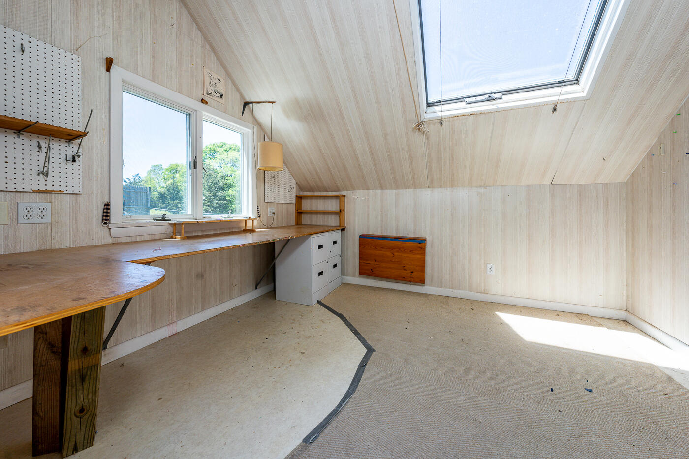 52 Captain Linnell Road Orleans, MA 02653 - Photo 32 of 41 a room with a window