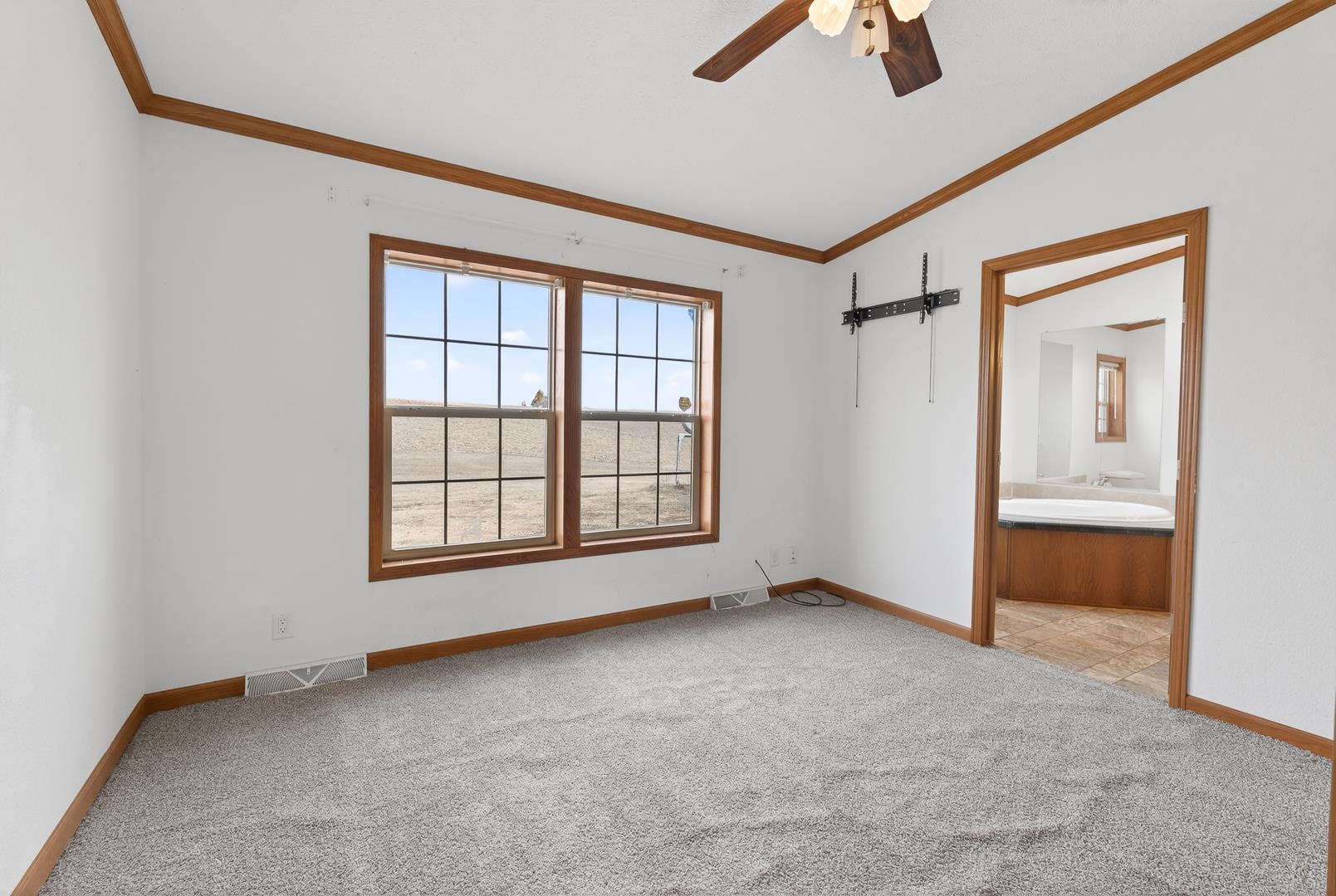 218 Durkin Road Mineral Point, WI 53565 - Photo 22 of 57