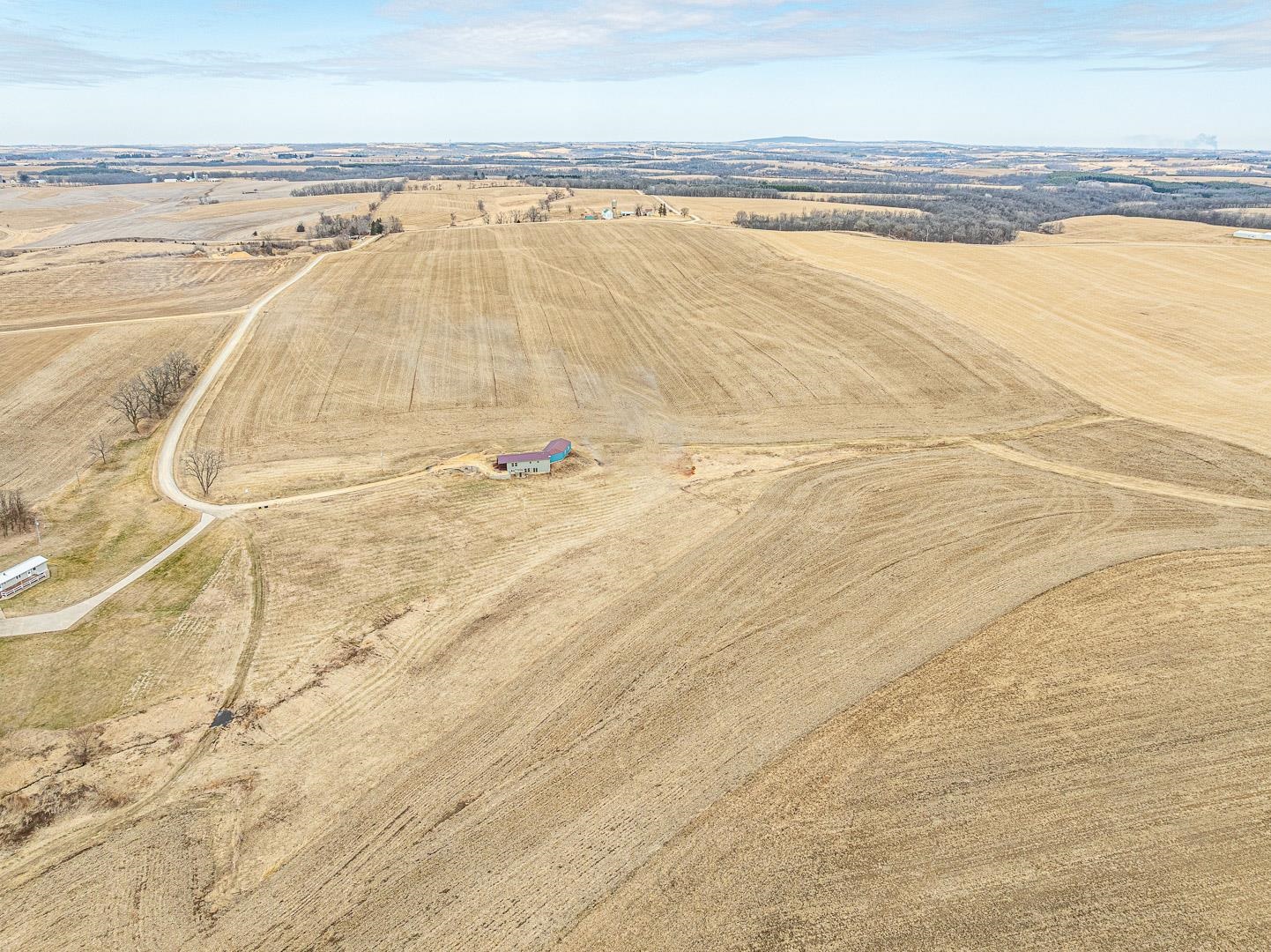 218 Durkin Road Mineral Point, WI 53565 - Photo 6 of 57