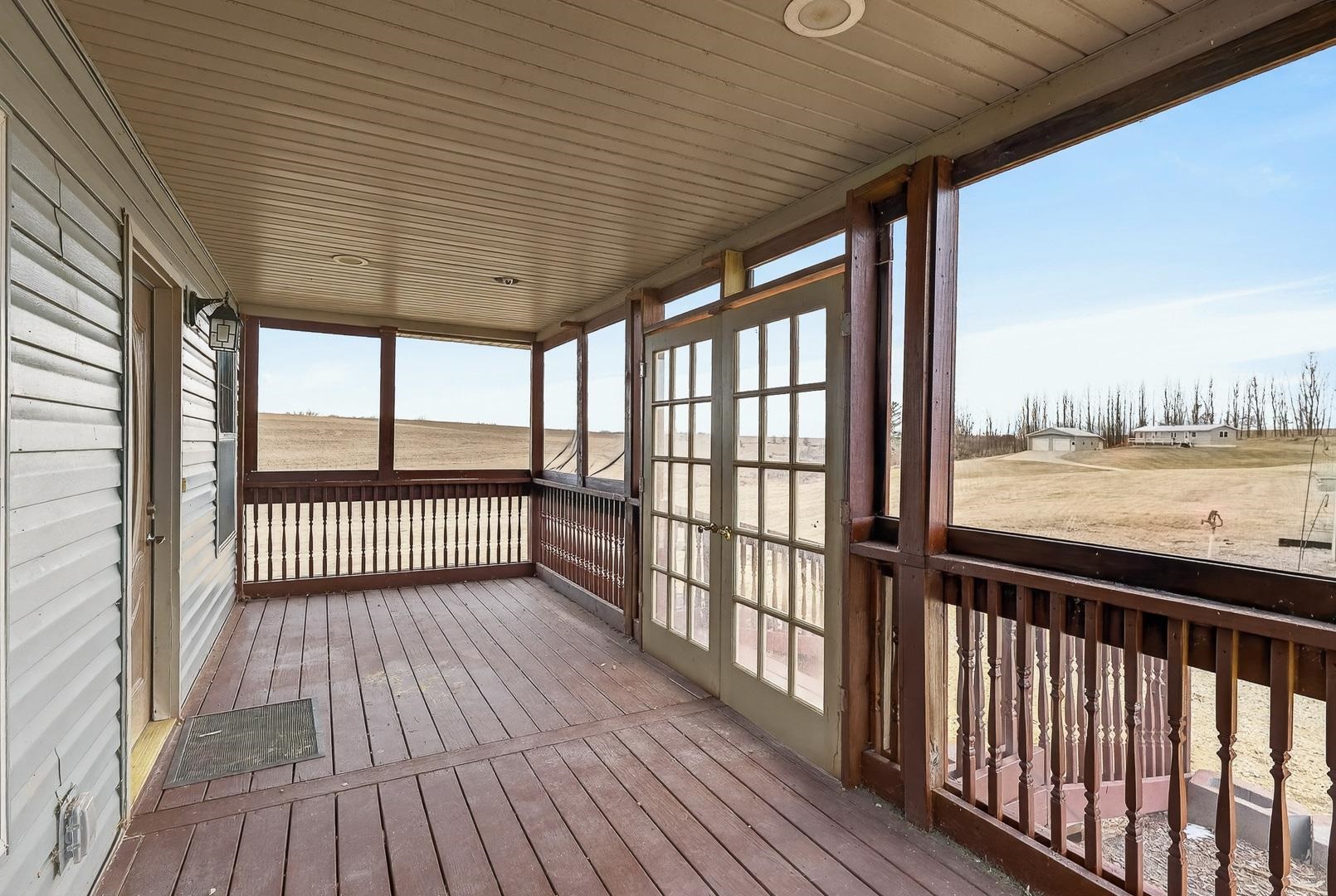 218 Durkin Road Mineral Point, WI 53565 - Photo 9 of 57