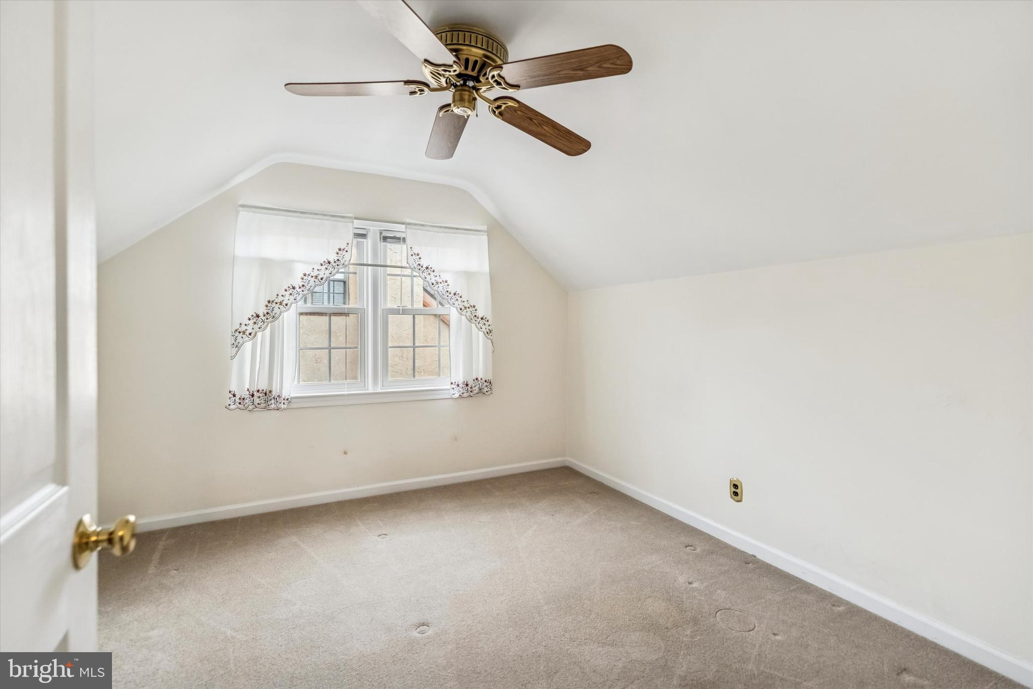 111 Greenhill Road Springfield, PA 19064 - Photo 18 of 25