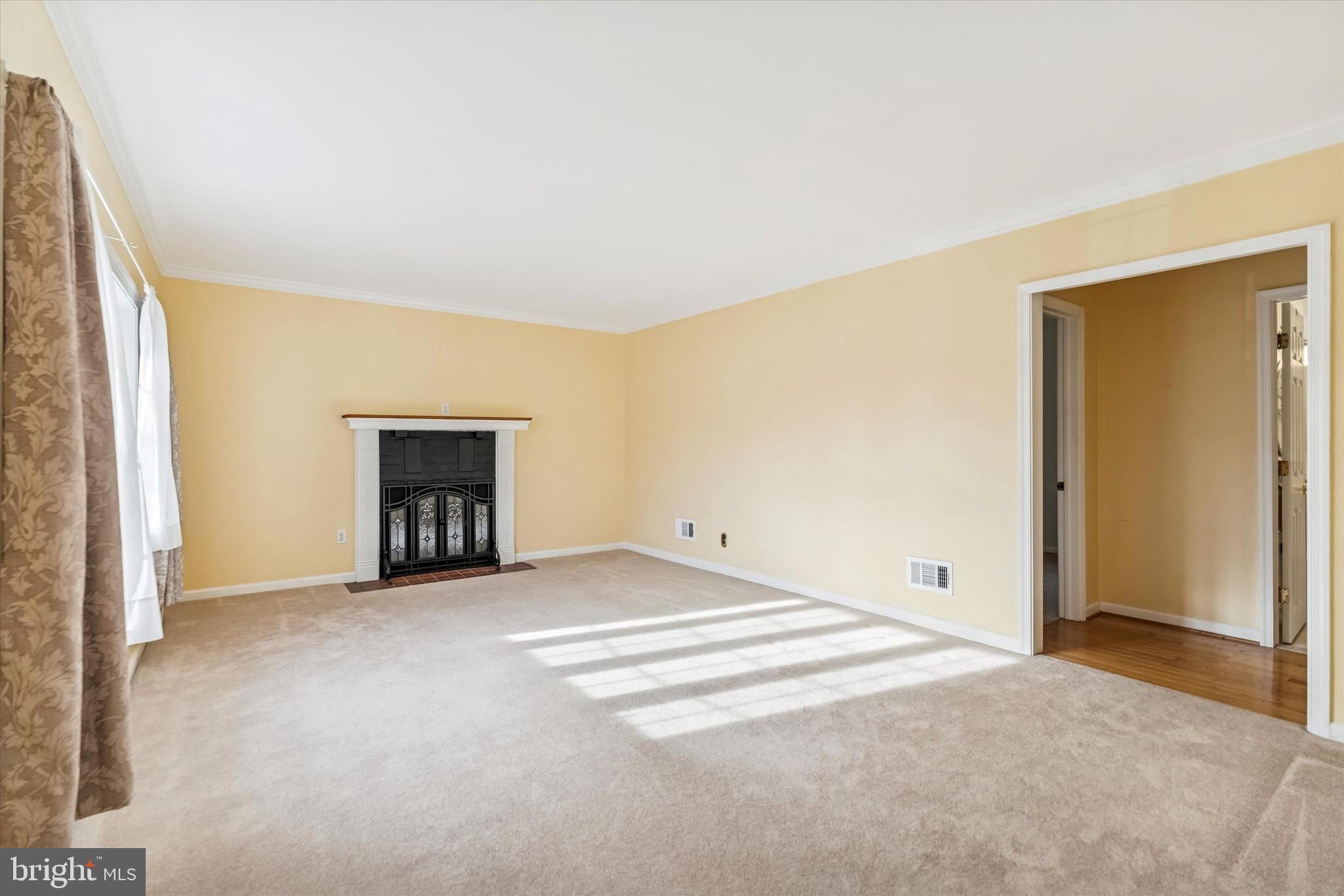 111 Greenhill Road Springfield, PA 19064 - Photo 2 of 25