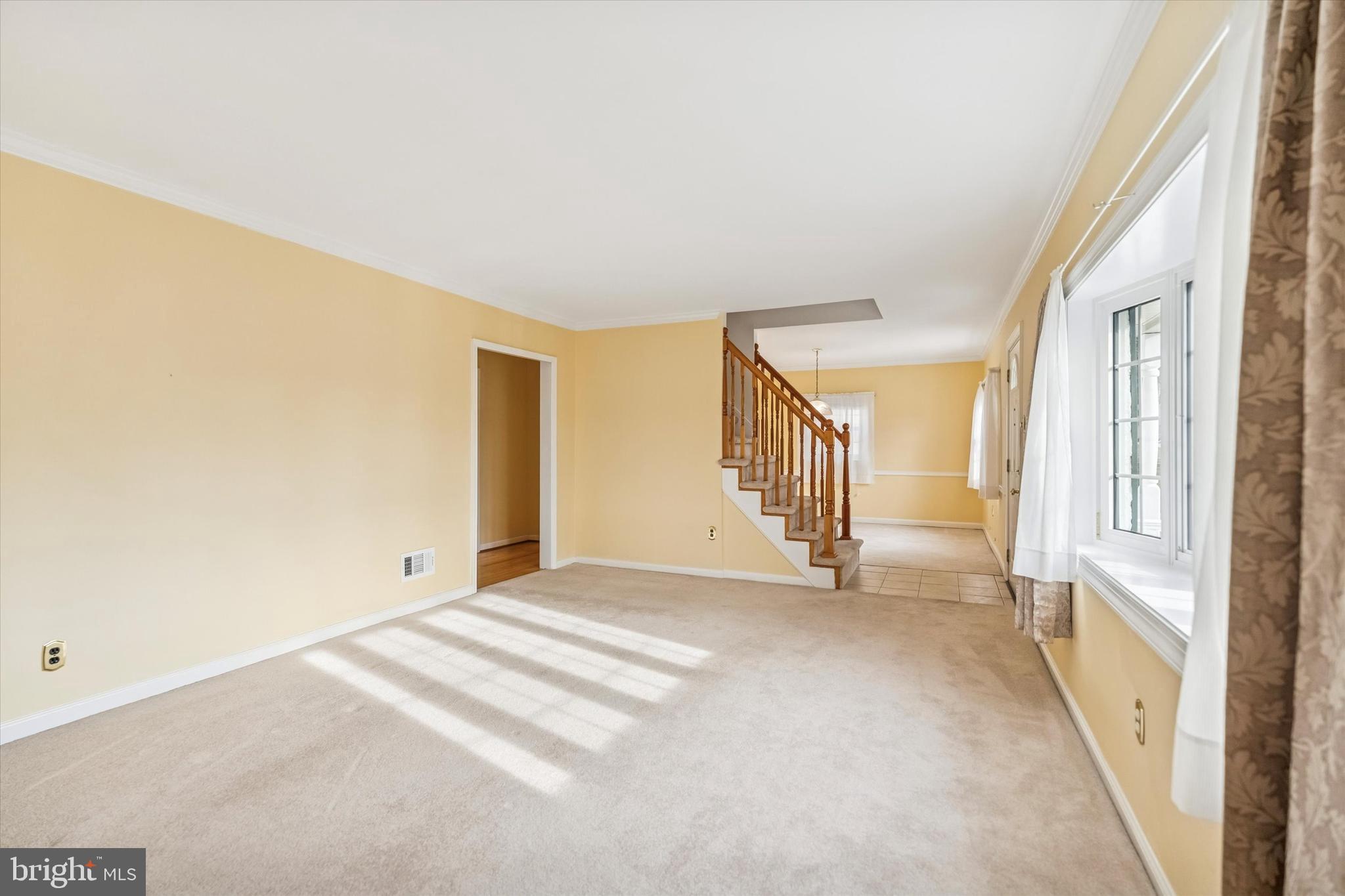 111 Greenhill Road Springfield, PA 19064 - Photo 3 of 25