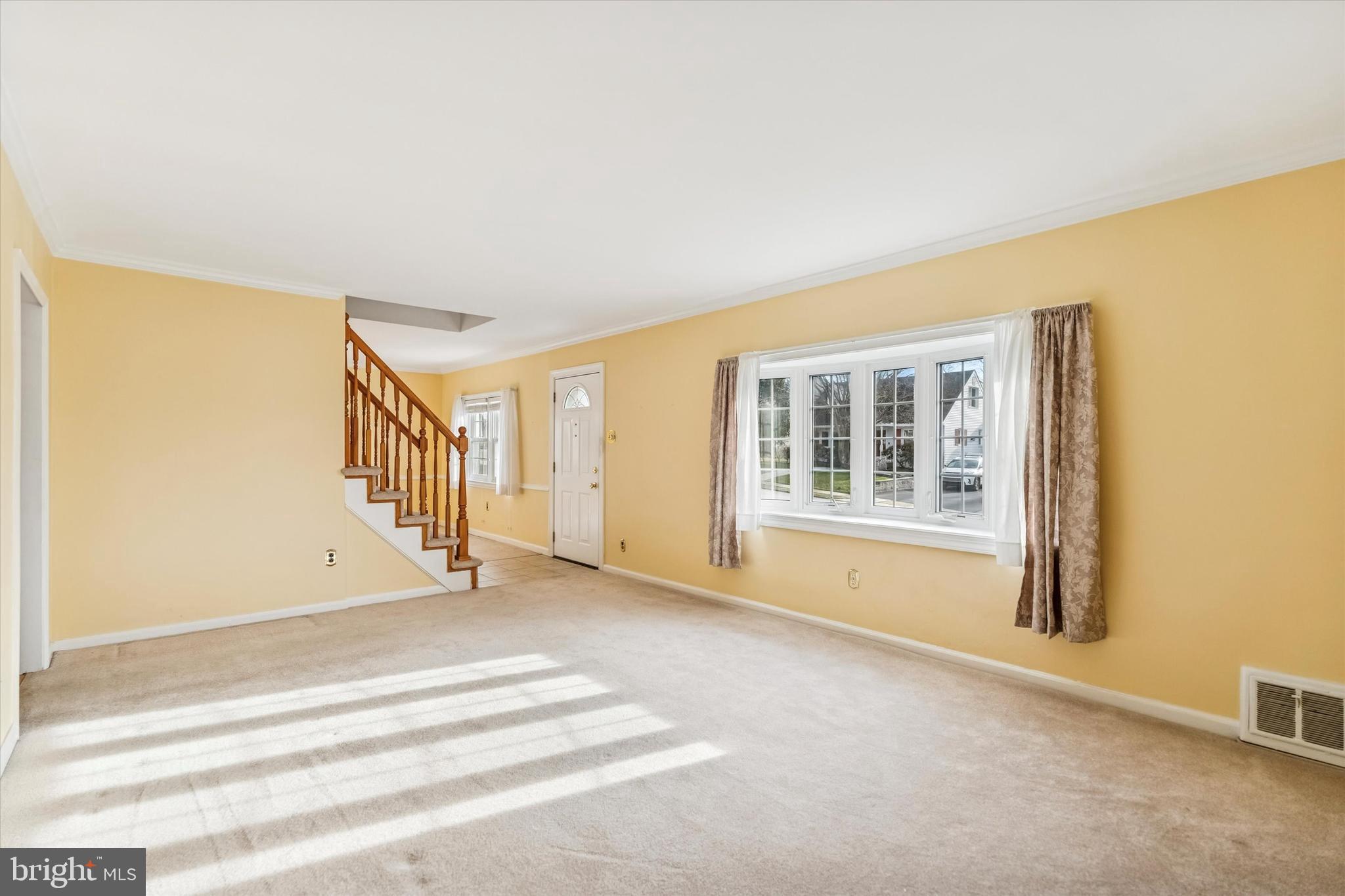 111 Greenhill Road Springfield, PA 19064 - Photo 4 of 25