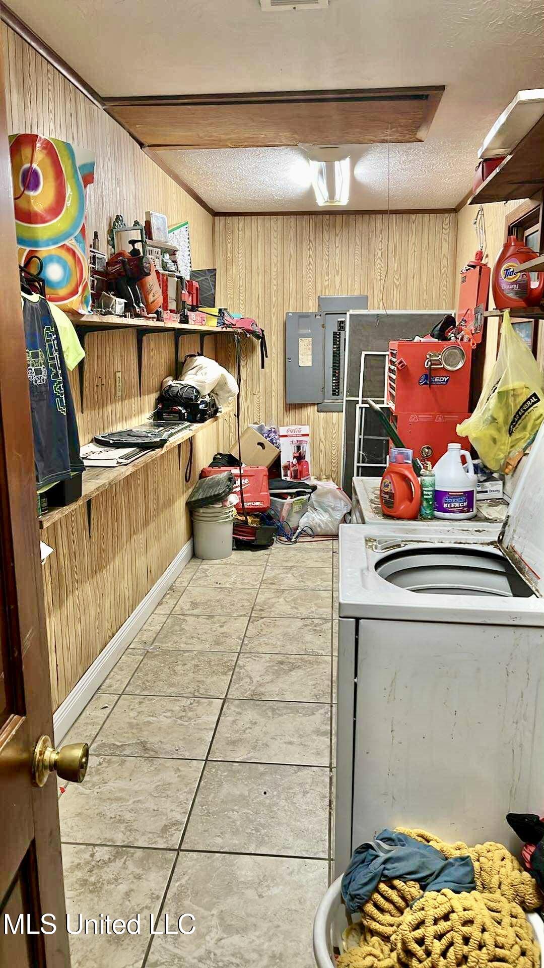 13214 Highway 11 Enterprise, MS 39330 - Photo 11 of 13 IMG_8157