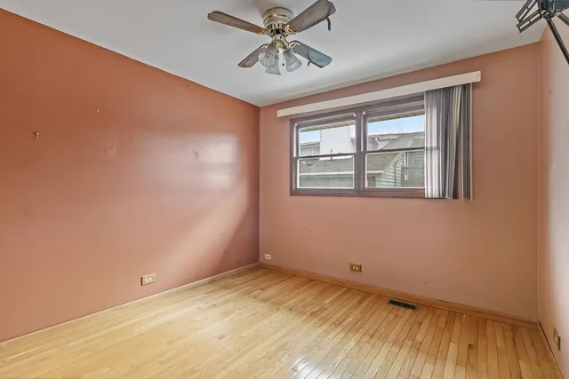 $424,900 | 207 Hill Street, Willow Springs, IL 60480