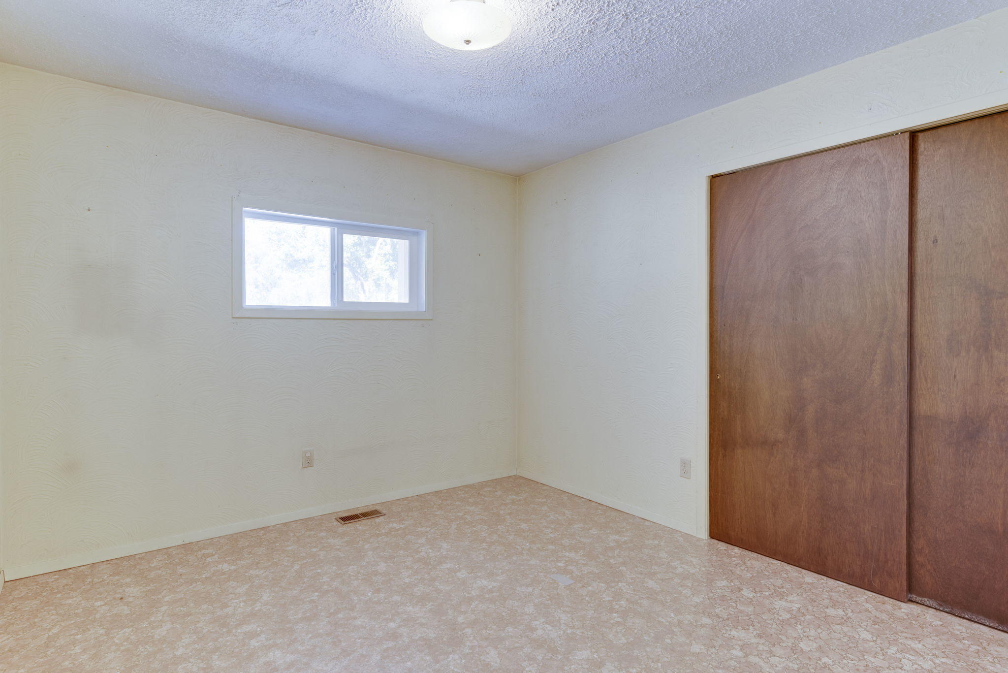 600 Southwest Crestview Road Prineville, OR 97754 - Photo 15 of 38 33-web-or-mls-600 SW CRESTVIEW RD-33