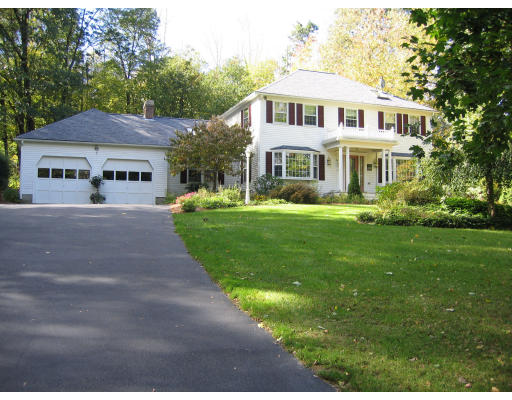 39 Tadmuck Road Westford, MA 01886 - Photo 1 of 9 Gallery Image 1
