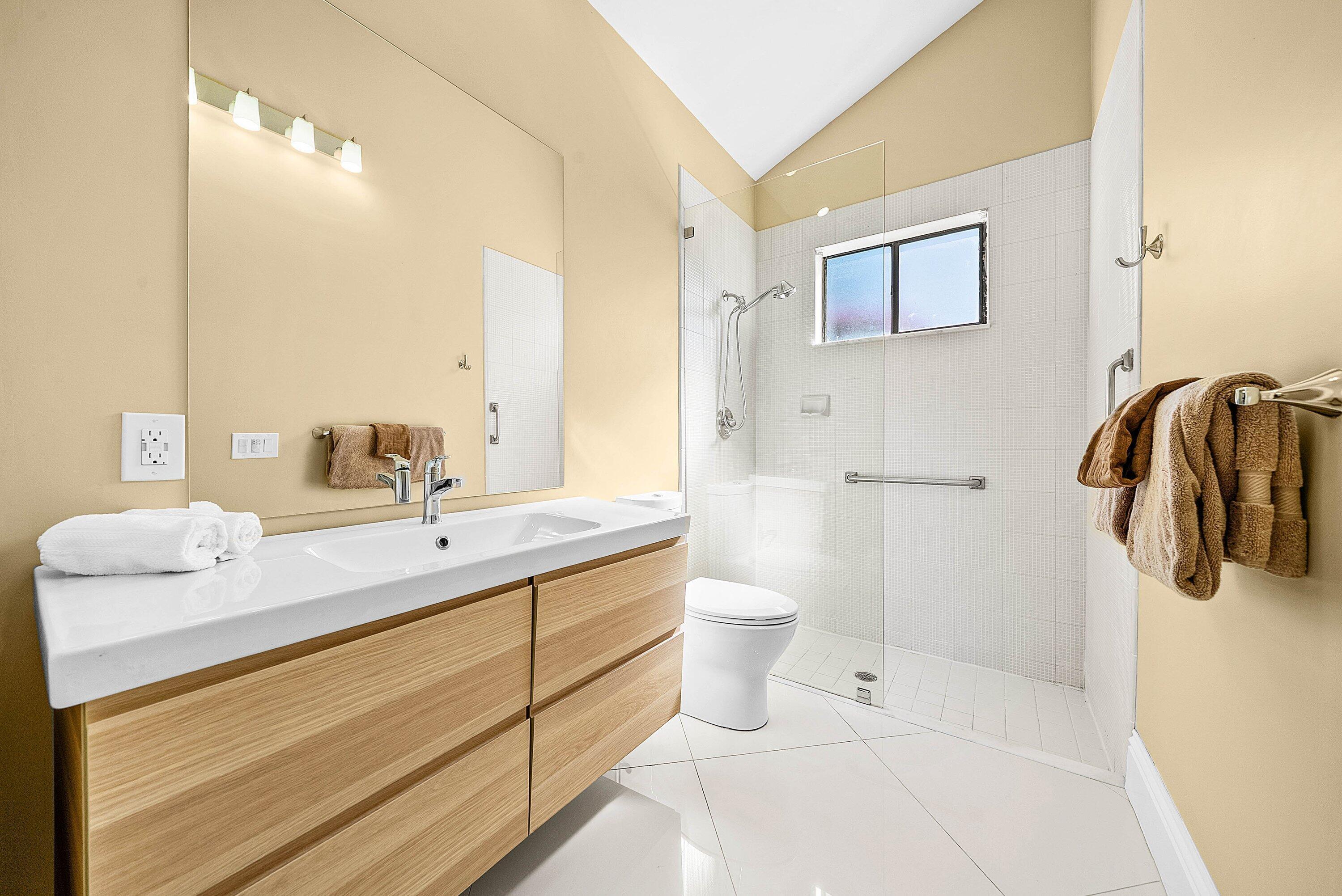 5312 Steeple Chase Boca Raton, FL 33496 - Photo 23 of 92 2nd Bathroom