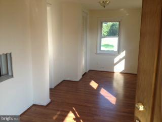 130 Shellfield Lane Colonial Beach, VA 22443 - Photo 11 of 13 Interior (General)