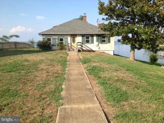 130 Shellfield Lane Colonial Beach, VA 22443 - Photo 5 of 13 Exterior (Front)