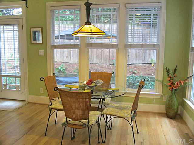 514 Pace Street Raleigh, NC 27604 - Photo 7 of 21