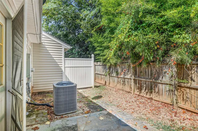 a house view with a outdoor space