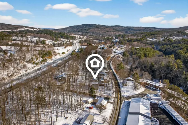 $339,900 | 243 Bank Street Extension, Lebanon, NH 03766